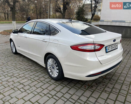 Белый Форд Фьюжн, объемом двигателя 2 л и пробегом 178 тыс. км за 12500 $, фото 8 на Automoto.ua