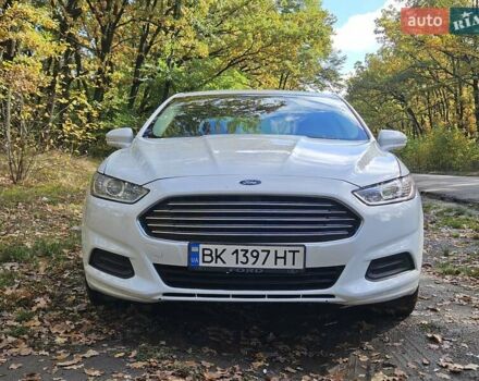 Форд Фьюжн 2013 в Умани на Automoto.ua Белый Форд Фьюжн, объемом двигателя 2.5 л и пробегом 213 тыс. км за 9500 $, фото 16 на Automoto.ua