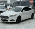 Білий Форд Фьюжен, об'ємом двигуна 2 л та пробігом 179 тис. км за 9500 $, фото 4 на Automoto.ua