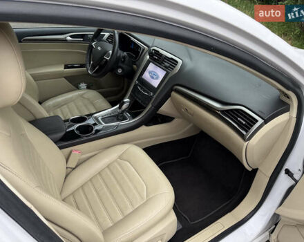 Белый Форд Фьюжн, объемом двигателя 2 л и пробегом 177 тыс. км за 11500 $, фото 15 на Automoto.ua