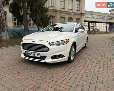 Білий Форд Фьюжен, об'ємом двигуна 2 л та пробігом 210 тис. км за 10699 $, фото 1 на Automoto.ua
