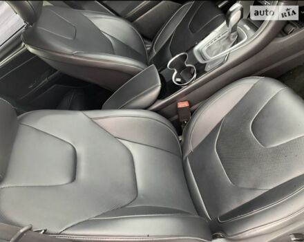 Белый Форд Фьюжн, объемом двигателя 2 л и пробегом 255 тыс. км за 10000 $, фото 7 на Automoto.ua