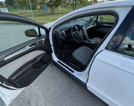 Белый Форд Фьюжн, объемом двигателя 2.49 л и пробегом 230 тыс. км за 7700 $, фото 22 на Automoto.ua