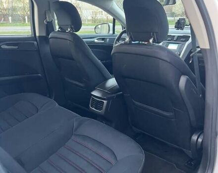 Білий Форд Фьюжен, об'ємом двигуна 2.5 л та пробігом 224 тис. км за 9200 $, фото 14 на Automoto.ua