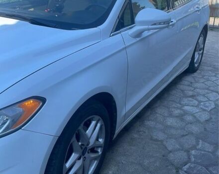 Белый Форд Фьюжн, объемом двигателя 1.6 л и пробегом 240 тыс. км за 8500 $, фото 4 на Automoto.ua