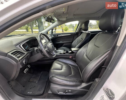 Белый Форд Фьюжн, объемом двигателя 2 л и пробегом 125 тыс. км за 9999 $, фото 21 на Automoto.ua