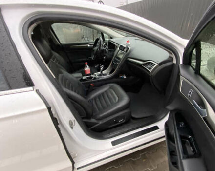 Білий Форд Фьюжен, об'ємом двигуна 2 л та пробігом 320 тис. км за 7800 $, фото 7 на Automoto.ua