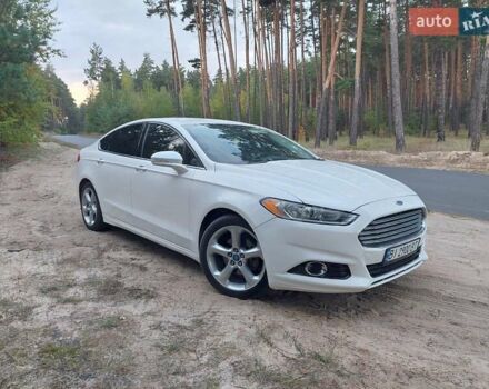 Білий Форд Фьюжен, об'ємом двигуна 2.5 л та пробігом 210 тис. км за 10600 $, фото 5 на Automoto.ua