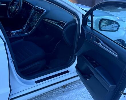 Форд Фьюжн 2013 в Полтаве на Automoto.ua Белый Форд Фьюжн, объемом двигателя 2.5 л и пробегом 198 тыс. км за 9000 $, фото 6 на Automoto.ua