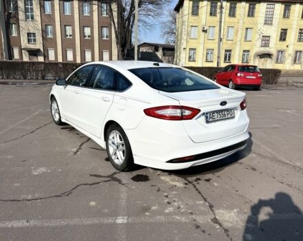 Белый Форд Фьюжн, объемом двигателя 2.5 л и пробегом 101 тыс. км за 10000 $, фото 7 на Automoto.ua
