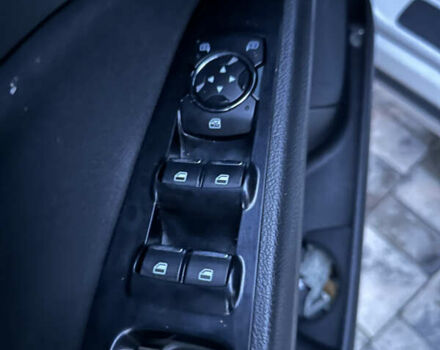 Форд Фьюжн 2013 в Ровно на Automoto.ua Белый Форд Фьюжн, объемом двигателя 1.6 л и пробегом 179 тыс. км за 8300 $, фото 8 на Automoto.ua