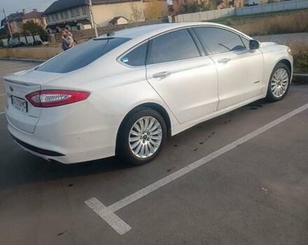 Белый Форд Фьюжн, объемом двигателя 2 л и пробегом 254 тыс. км за 11900 $, фото 6 на Automoto.ua