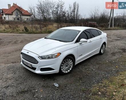 Белый Форд Фьюжн, объемом двигателя 2 л и пробегом 199 тыс. км за 13000 $, фото 5 на Automoto.ua