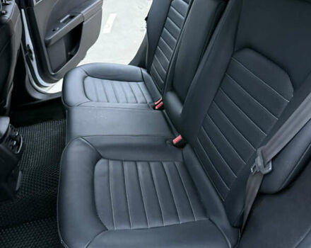 Білий Форд Фьюжен, об'ємом двигуна 2.5 л та пробігом 184 тис. км за 10500 $, фото 9 на Automoto.ua