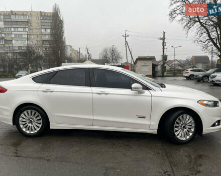 Белый Форд Фьюжн, объемом двигателя 2 л и пробегом 220 тыс. км за 11700 $, фото 7 на Automoto.ua