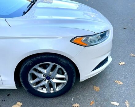 Белый Форд Фьюжн, объемом двигателя 1.6 л и пробегом 240 тыс. км за 6800 $, фото 4 на Automoto.ua