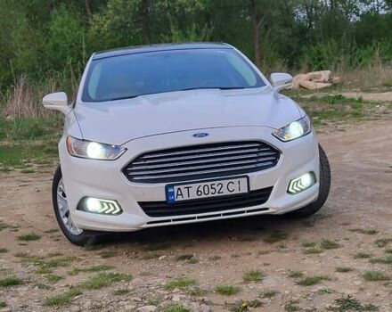 Белый Форд Фьюжн, объемом двигателя 1.5 л и пробегом 147 тыс. км за 9899 $, фото 5 на Automoto.ua