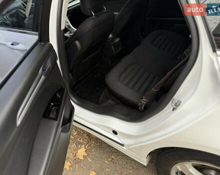 Белый Форд Фьюжн, объемом двигателя 2 л и пробегом 210 тыс. км за 10699 $, фото 10 на Automoto.ua