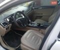 Білий Форд Фьюжен, об'ємом двигуна 2 л та пробігом 163 тис. км за 10700 $, фото 3 на Automoto.ua