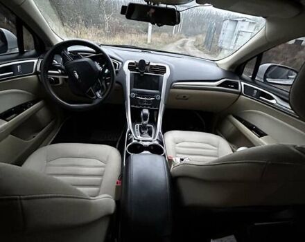 Белый Форд Фьюжн, объемом двигателя 2 л и пробегом 199 тыс. км за 13000 $, фото 7 на Automoto.ua