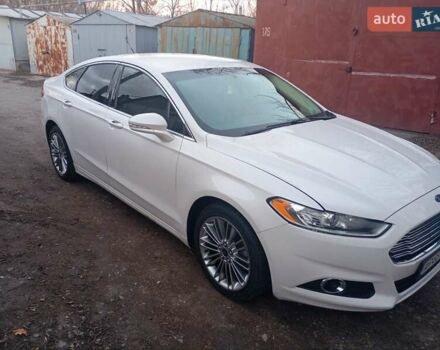 Білий Форд Фьюжен, об'ємом двигуна 2 л та пробігом 163 тис. км за 10700 $, фото 7 на Automoto.ua