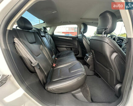 Белый Форд Фьюжн, объемом двигателя 2 л и пробегом 125 тыс. км за 9999 $, фото 31 на Automoto.ua