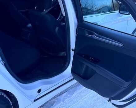 Форд Фьюжн 2013 в Полтаве на Automoto.ua Белый Форд Фьюжн, объемом двигателя 2.5 л и пробегом 198 тыс. км за 9000 $, фото 7 на Automoto.ua
