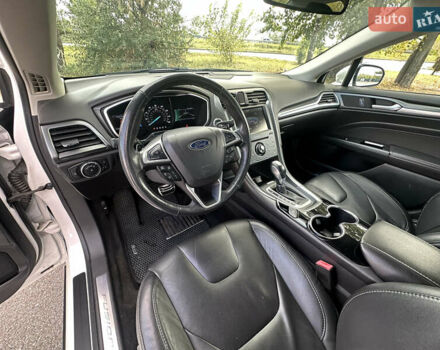 Белый Форд Фьюжн, объемом двигателя 2 л и пробегом 125 тыс. км за 9999 $, фото 22 на Automoto.ua