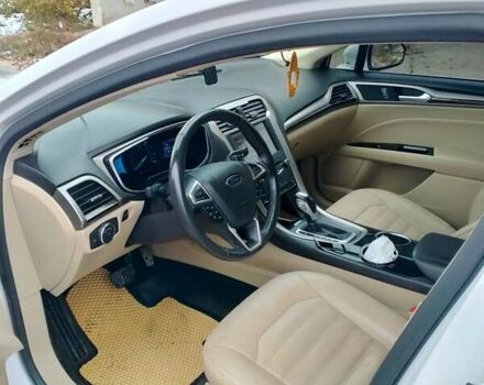 Белый Форд Фьюжн, объемом двигателя 1.5 л и пробегом 147 тыс. км за 9899 $, фото 63 на Automoto.ua