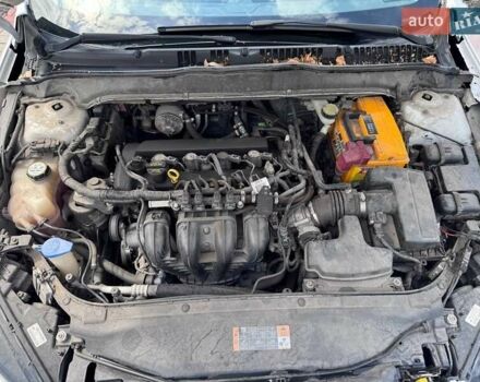 Белый Форд Фьюжн, объемом двигателя 2.5 л и пробегом 201 тыс. км за 7500 $, фото 12 на Automoto.ua