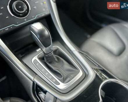 Белый Форд Фьюжн, объемом двигателя 2 л и пробегом 125 тыс. км за 9999 $, фото 19 на Automoto.ua