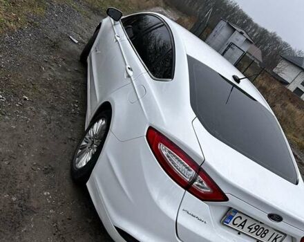 Белый Форд Фьюжн, объемом двигателя 2 л и пробегом 199 тыс. км за 13000 $, фото 3 на Automoto.ua