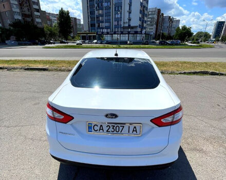 Білий Форд Фьюжен, об'ємом двигуна 2.5 л та пробігом 31 тис. км за 8700 $, фото 5 на Automoto.ua