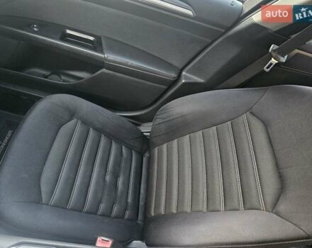 Форд Фьюжн 2013 в Умани на Automoto.ua Белый Форд Фьюжн, объемом двигателя 2.5 л и пробегом 213 тыс. км за 9500 $, фото 10 на Automoto.ua