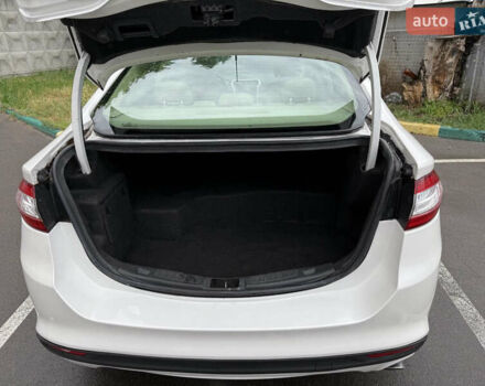 Белый Форд Фьюжн, объемом двигателя 2 л и пробегом 177 тыс. км за 11500 $, фото 11 на Automoto.ua