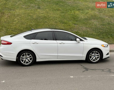 Білий Форд Фьюжен, об'ємом двигуна 2.5 л та пробігом 173 тис. км за 8300 $, фото 23 на Automoto.ua