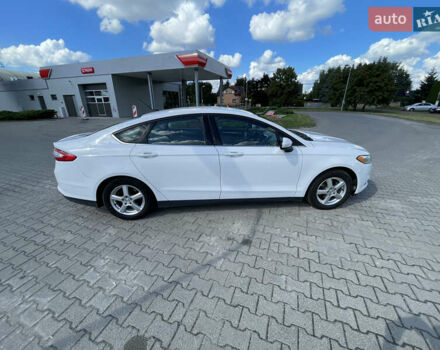 Белый Форд Фьюжн, объемом двигателя 2.49 л и пробегом 230 тыс. км за 7700 $, фото 4 на Automoto.ua