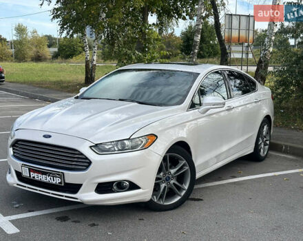 Белый Форд Фьюжн, объемом двигателя 2 л и пробегом 125 тыс. км за 9999 $, фото 2 на Automoto.ua