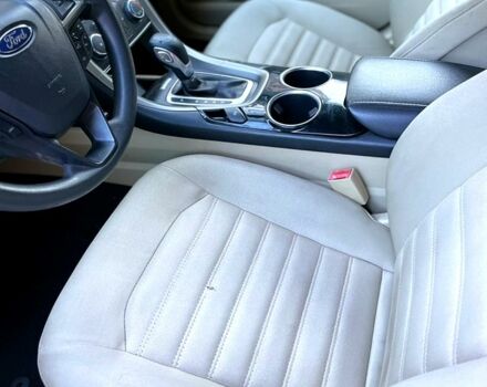 Белый Форд Фьюжн, объемом двигателя 1.6 л и пробегом 240 тыс. км за 6800 $, фото 9 на Automoto.ua