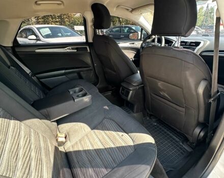 Білий Форд Фьюжен, об'ємом двигуна 2.5 л та пробігом 177 тис. км за 8900 $, фото 6 на Automoto.ua