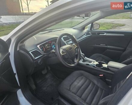 Форд Фьюжн 2013 в Умани на Automoto.ua Белый Форд Фьюжн, объемом двигателя 2.5 л и пробегом 213 тыс. км за 9500 $, фото 1 на Automoto.ua