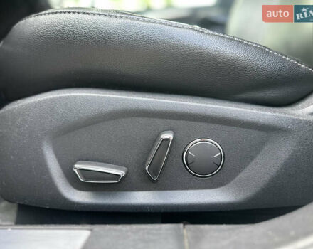 Белый Форд Фьюжн, объемом двигателя 2 л и пробегом 125 тыс. км за 9999 $, фото 20 на Automoto.ua