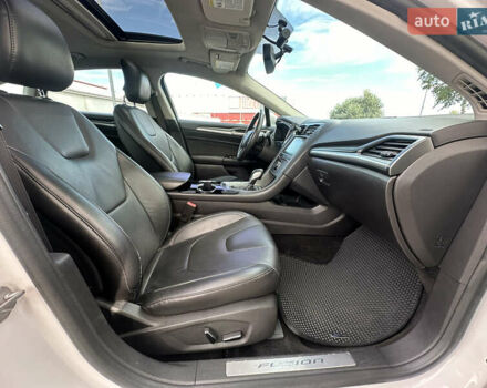 Белый Форд Фьюжн, объемом двигателя 2 л и пробегом 125 тыс. км за 9999 $, фото 39 на Automoto.ua