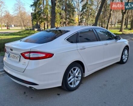 Білий Форд Фьюжен, об'ємом двигуна 1.6 л та пробігом 109 тис. км за 8700 $, фото 4 на Automoto.ua