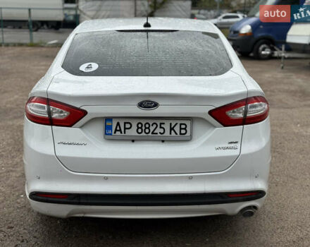 Белый Форд Фьюжн, объемом двигателя 2 л и пробегом 209 тыс. км за 8999 $, фото 4 на Automoto.ua