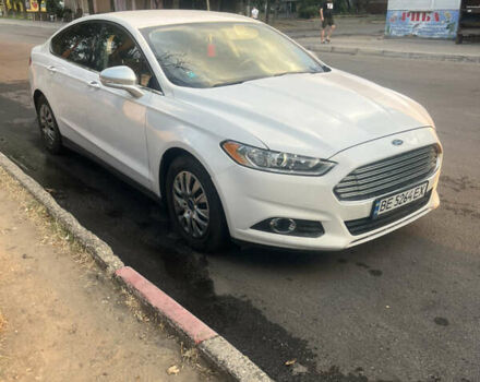 Білий Форд Фьюжен, об'ємом двигуна 2.5 л та пробігом 199 тис. км за 9000 $, фото 3 на Automoto.ua