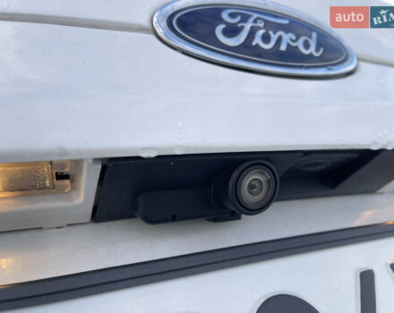 Белый Форд Фьюжн, объемом двигателя 2 л и пробегом 170 тыс. км за 10950 $, фото 10 на Automoto.ua