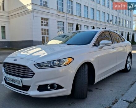 Білий Форд Фьюжен, об'ємом двигуна 1.6 л та пробігом 109 тис. км за 8700 $, фото 10 на Automoto.ua