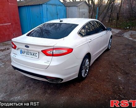 Білий Форд Фьюжен, об'ємом двигуна 2 л та пробігом 163 тис. км за 10700 $, фото 2 на Automoto.ua