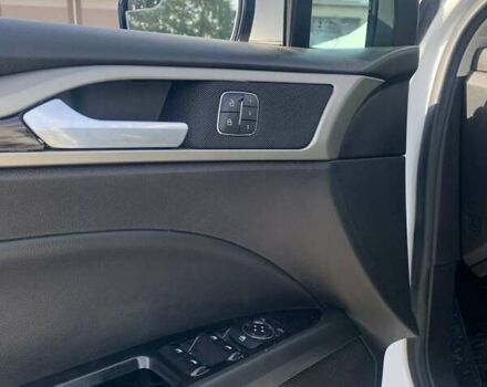 Форд Фьюжн 2013 в Черкассах на Automoto.ua Белый Форд Фьюжн, объемом двигателя 1.5 л и пробегом 264 тыс. км за 9000 $, фото 5 на Automoto.ua